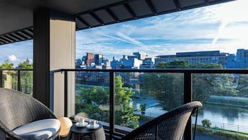 Chambre Royale, non-fumeur, vue fleuve (Suite) | Terrasse/Patio