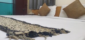 14 bedrooms, in-room safe, iron/ironing board, free WiFi - Aster Vue Hotel (Bengaluru)