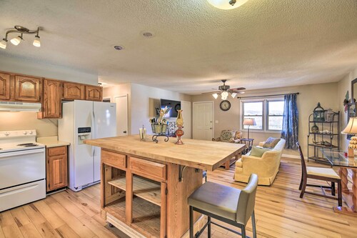 Pet-Friendly Home w/ Grill & Farm in Meadowview!