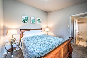 1 chambre, bureau, fer et planche à repasser, accès Internet