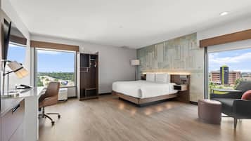 Individuell dekoriert, individuell eingerichtet, Schreibtisch