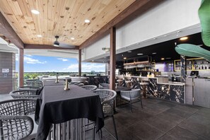 Poolside bar
