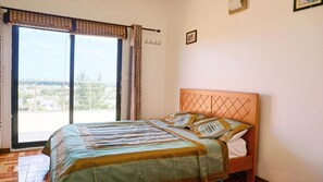 3 bedrooms, WiFi