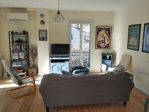 Smart TV, DVD player, books - Large house (6 bedrooms) in the heart of a medieval village in Vallespir (Pyrenees) (Arles-sur-Tech)