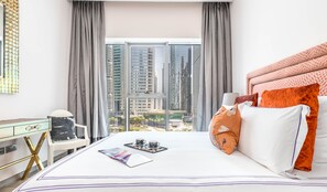 Deluxe-Doppelzimmer, Buchtblick | Hochwertige Bettwaren, Zimmersafe, Schreibtisch