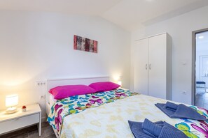 1 slaapkamer, reisbedje, gratis wifi, beddengoed