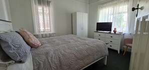 2 Schlafzimmer, Bügeleisen/Bügelbrett, kostenloses WLAN, Bettwäsche