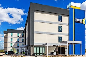 Exterior - Home2 Suites by Hilton Weatherford (Weatherford)