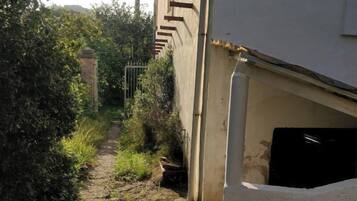 Enceinte de lâhĂ©bergement