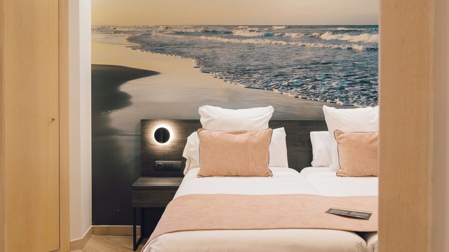 Palau Suites & Apartments