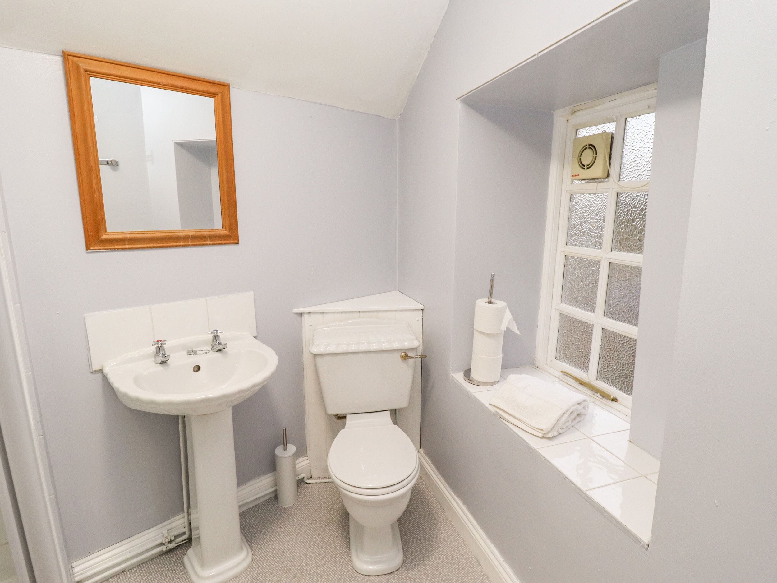 Cottage | Bathroom | Shower