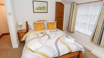 Cottage | 1 bedroom, individually decorated, individually furnished, free WiFi