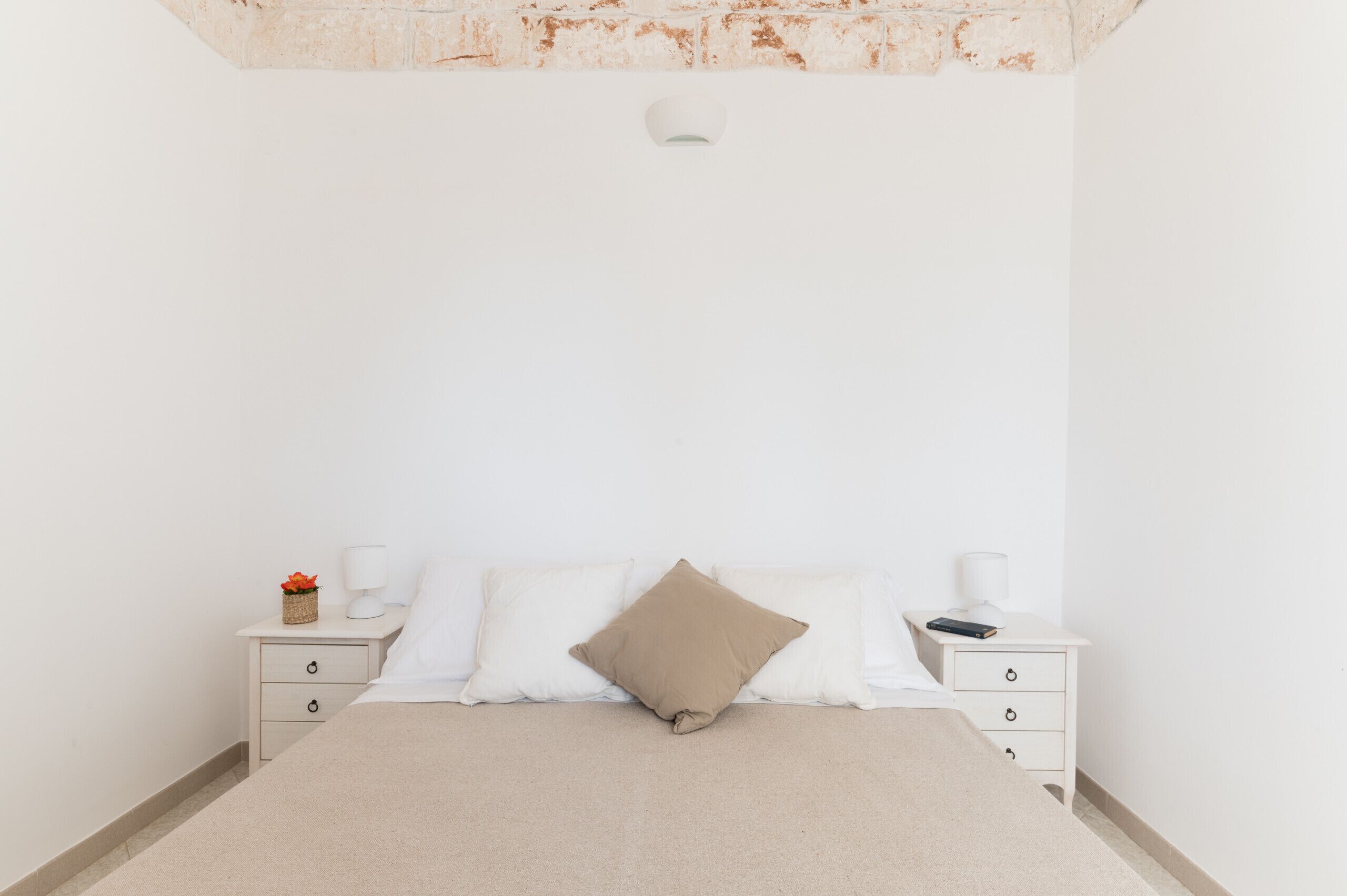 4 slaapkamers, een strijkplank/strijkijzer, gratis wifi, beddengoed