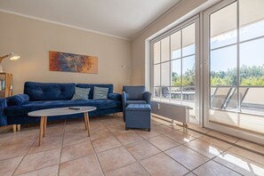 Fernseher, Stereoanlage