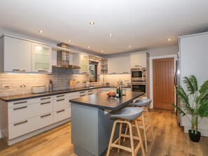 Cottage | Interior