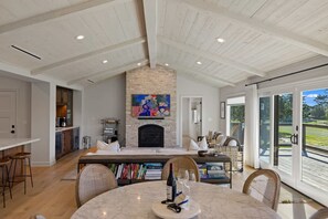 Dining - Casa Del Sol: New Three Bed 3 Bath overlooking MPCC Fairway (Pebble Beach)
