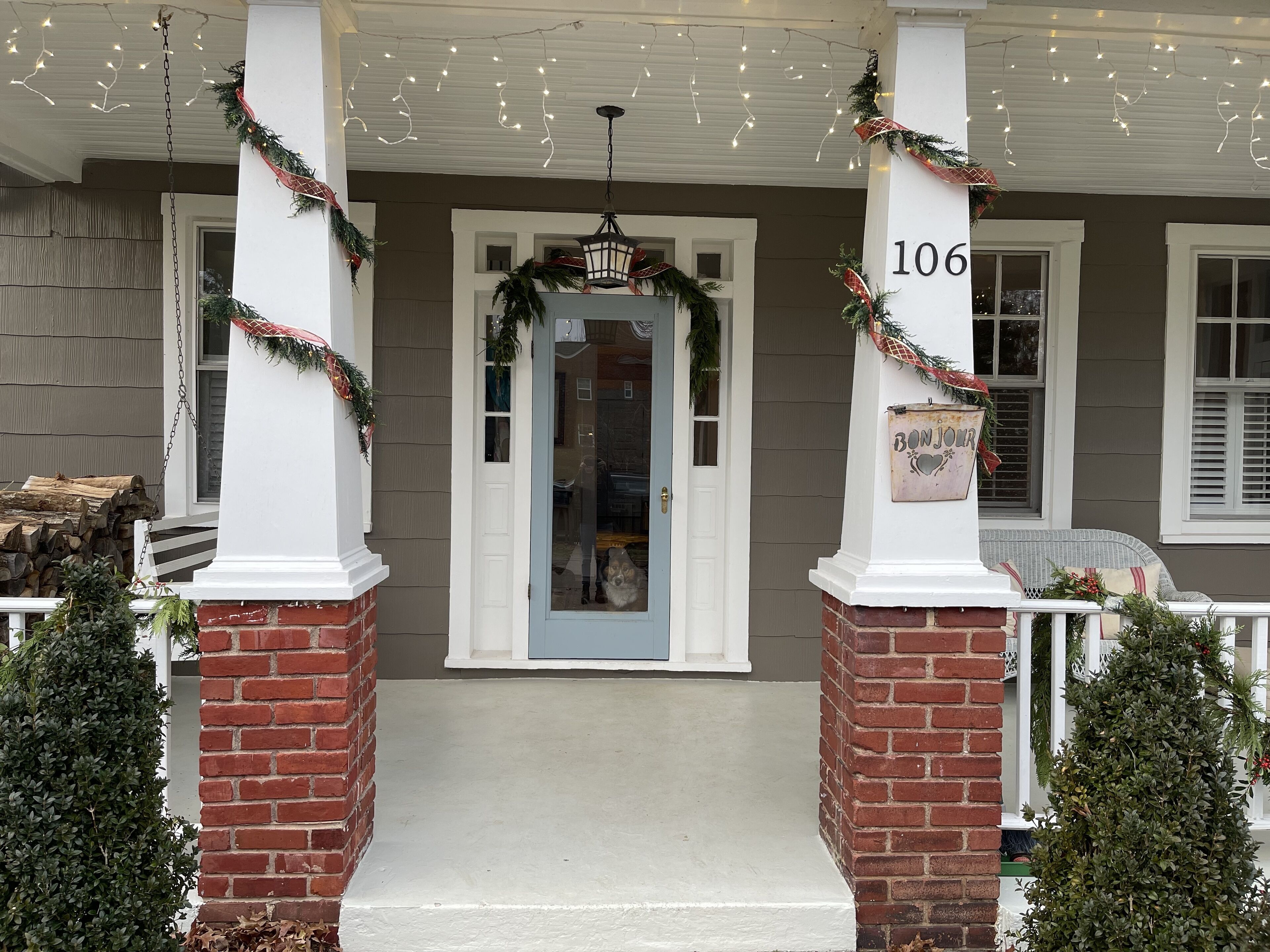 Del Ray Home with Screen Porch & Outdoor Kitchen