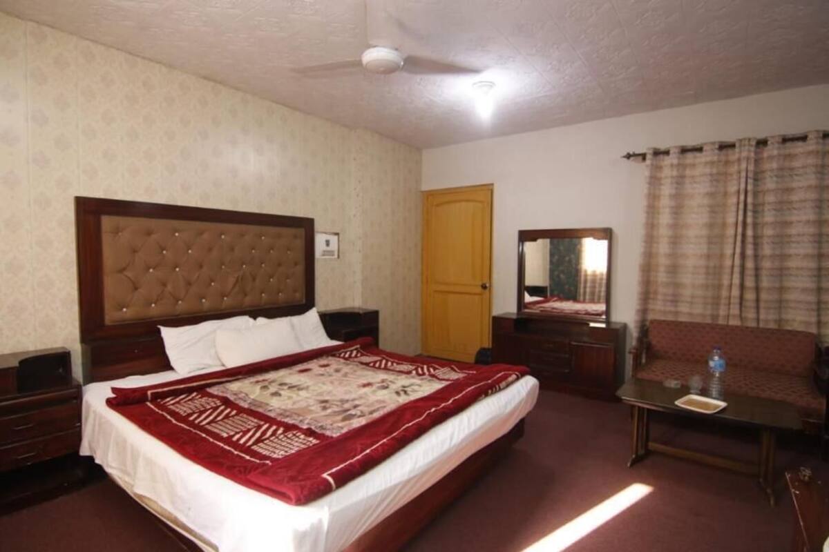 Standard Double or Twin Room | Free WiFi, bed sheets