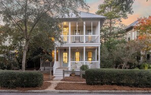 Exterior - Southern Tide - WaterColor Park District, Complimentary 6 - Seater Golf Cart! (Santa Rosa Beach)