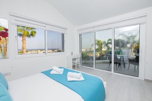 3 bedrooms, in-room safe, iron/ironing board, free WiFi