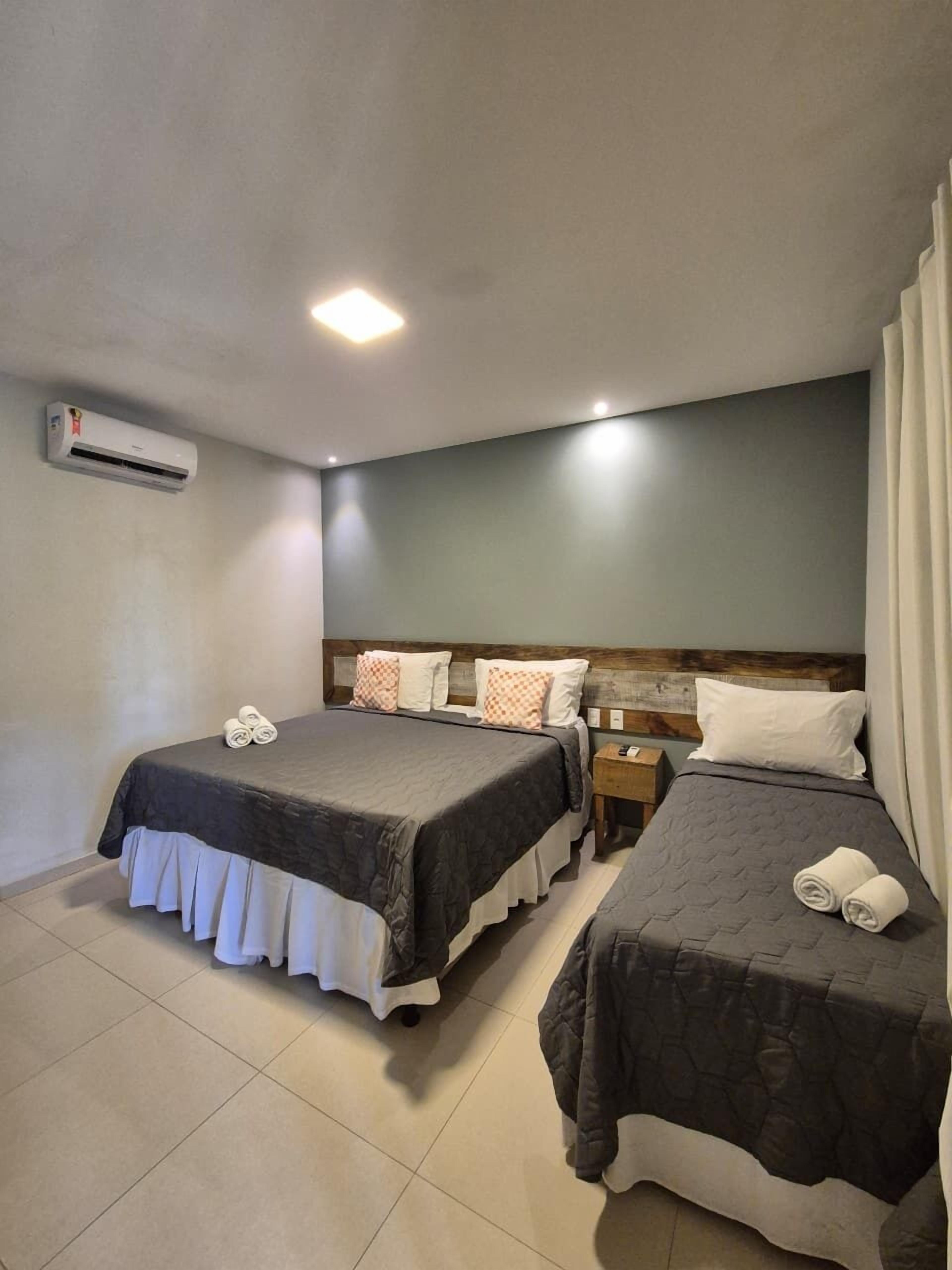 Classic Triple Room | Free WiFi, bed sheets