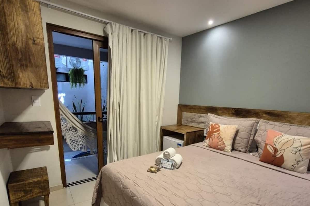 高級雙人房 | 免費無線上網、床單