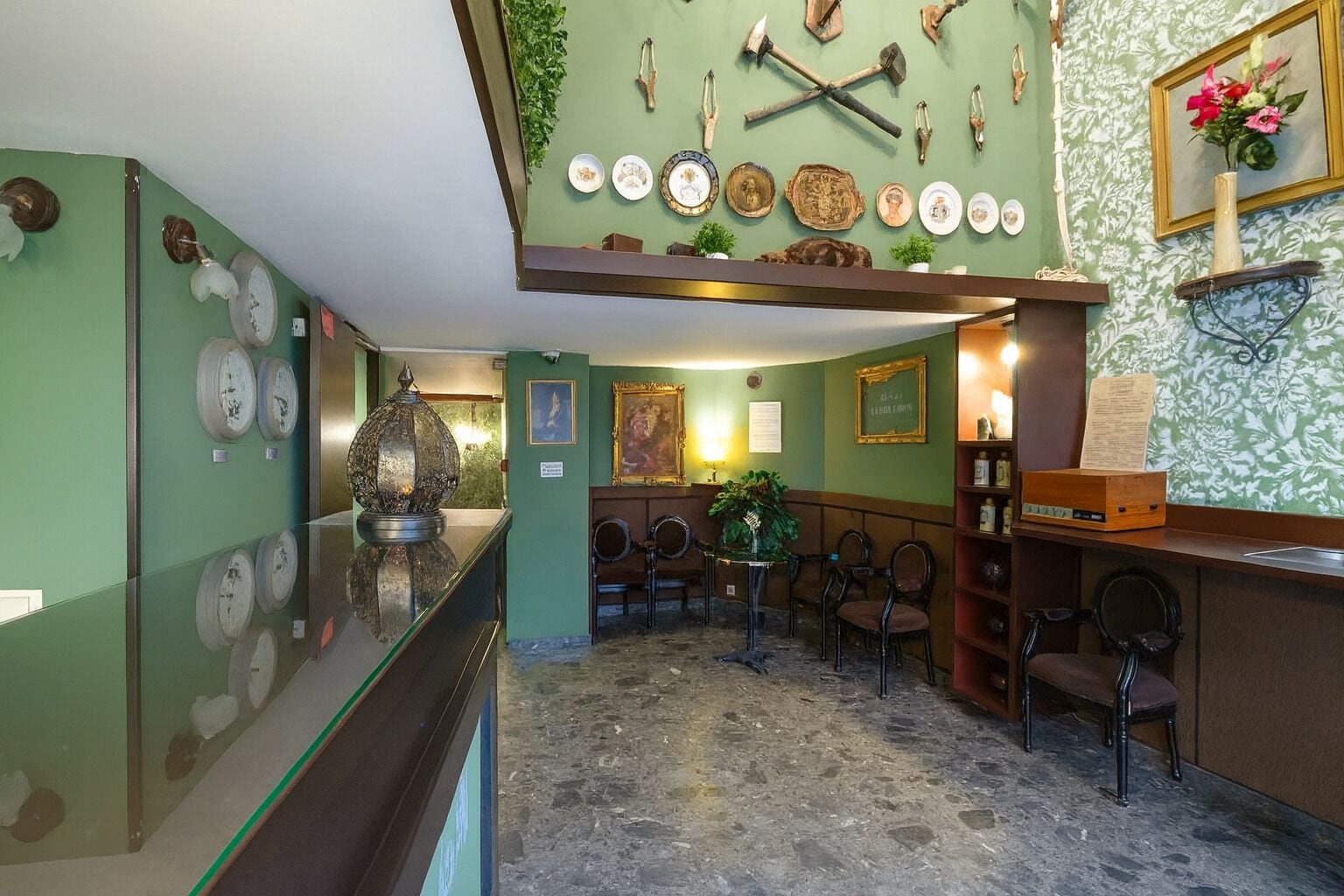 Photo - Walled off Hotel Paris