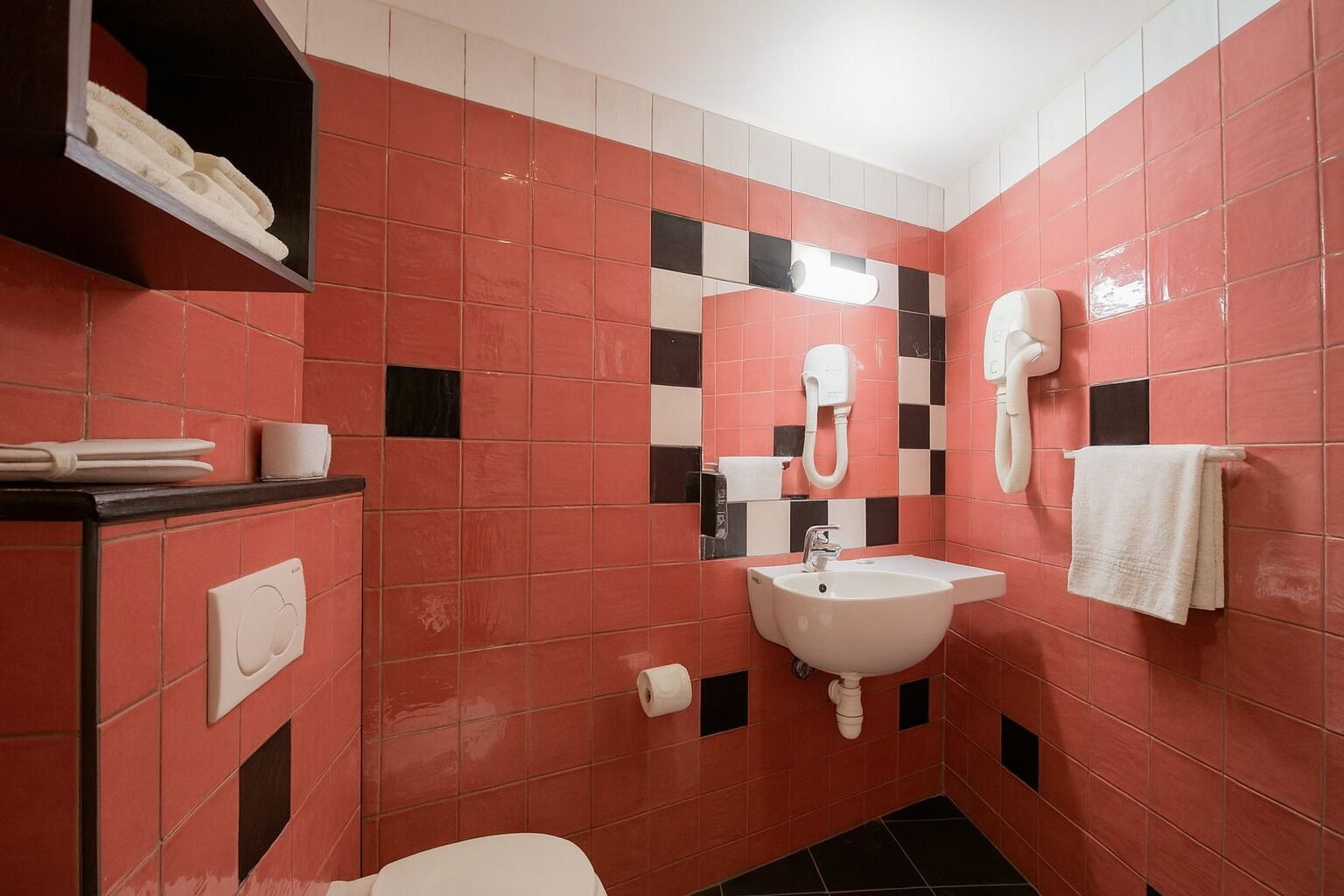 Photo - Walled off Hotel Paris