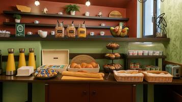 Daily continental breakfast (EUR 12 per person)