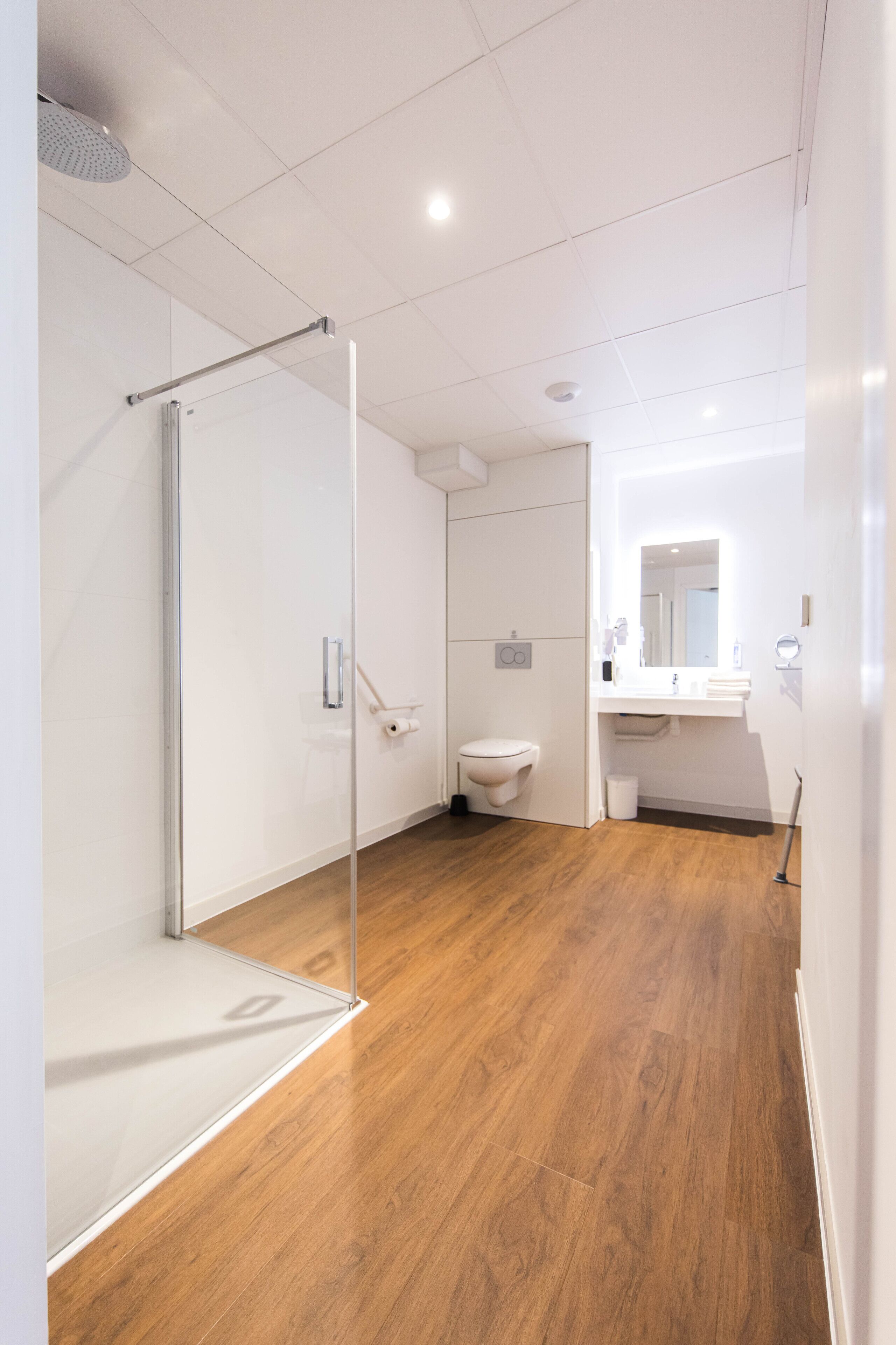 superior suite | bathroom | hair dryer, towels, soap, shampoo