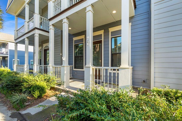 Exterior - Covington Place | 2 Bed, 2.5 Bath (Pensacola)