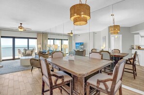 Dining - The Palms 802 by Liquid Life (Orange Beach)
