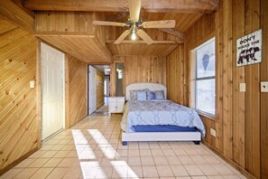 4 habitaciones, internet y ropa de cama 