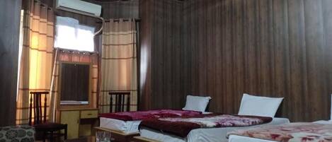 Standard Triple Room | Free WiFi, bed sheets