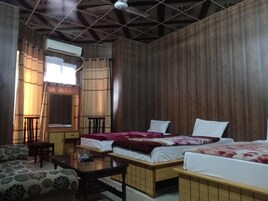 Standard Triple Room | Free WiFi, bed sheets