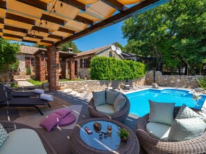 Villa (Villa Gora - Two bedroom Villa with s) | Terrasse/Patio