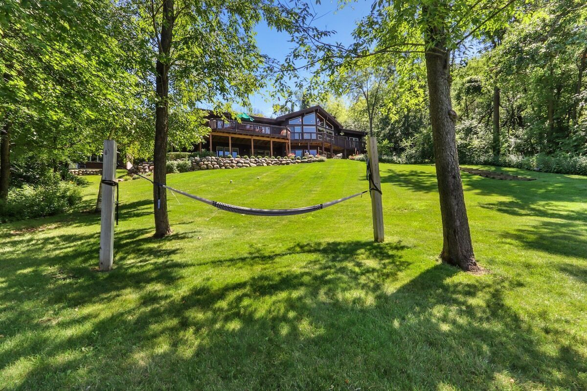 Beautiful Whitewater Lakefront Estate!
