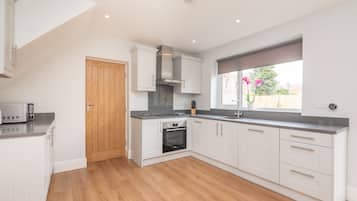 Fridge, microwave, dishwasher, toaster