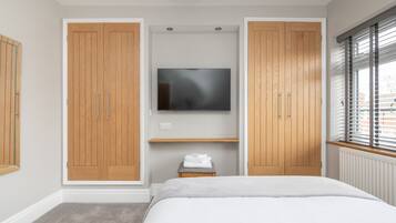 2 Schlafzimmer, Bügeleisen/Bügelbrett, kostenloses WLAN, Bettwäsche