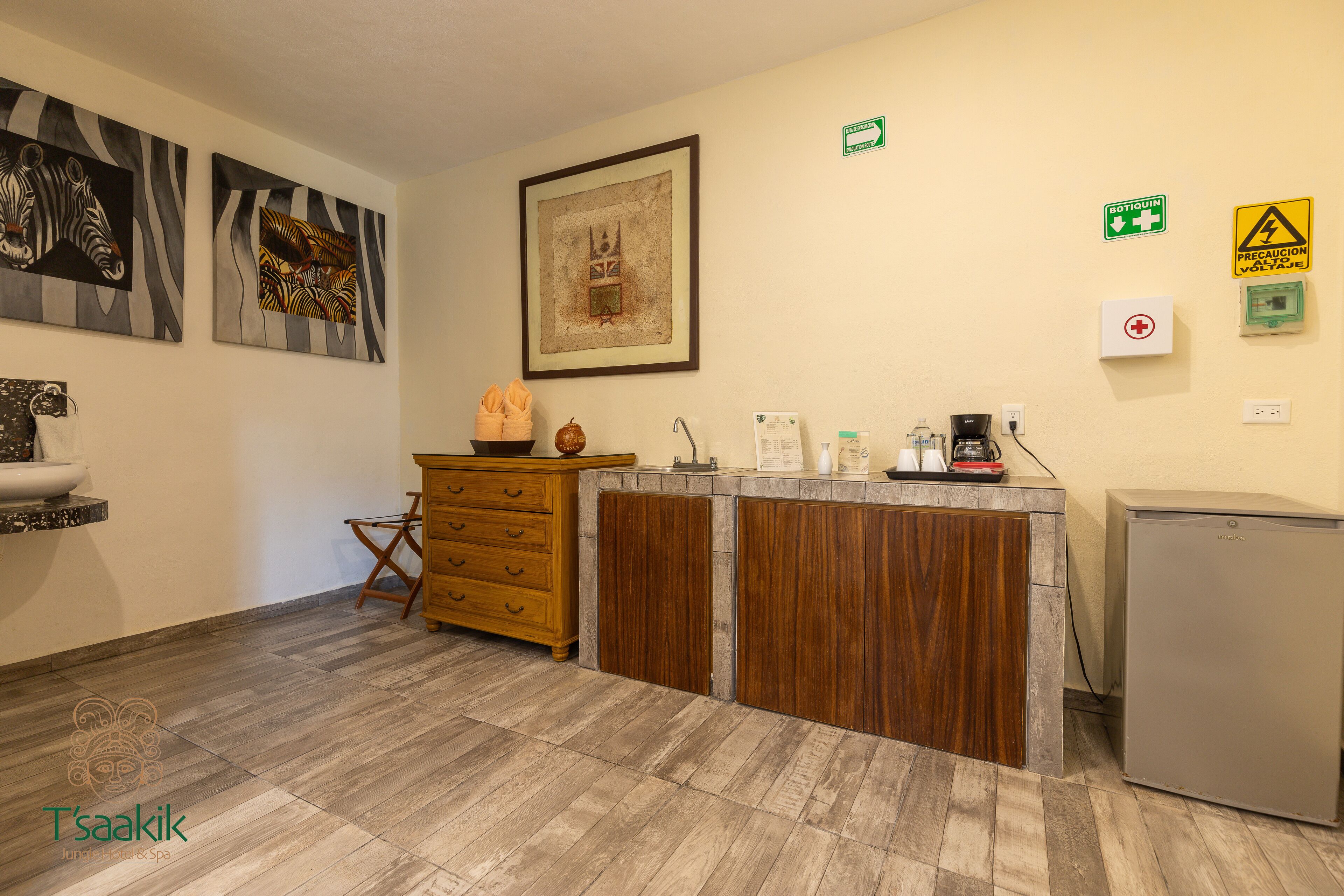 honeymoon studio suite, terrace | egyptian cotton sheets, premium bedding, down duvets