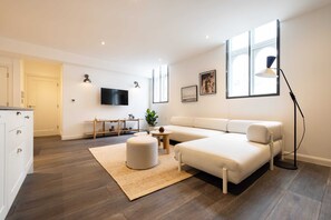 Fernseher, Netflix, Streaming-Dienste
