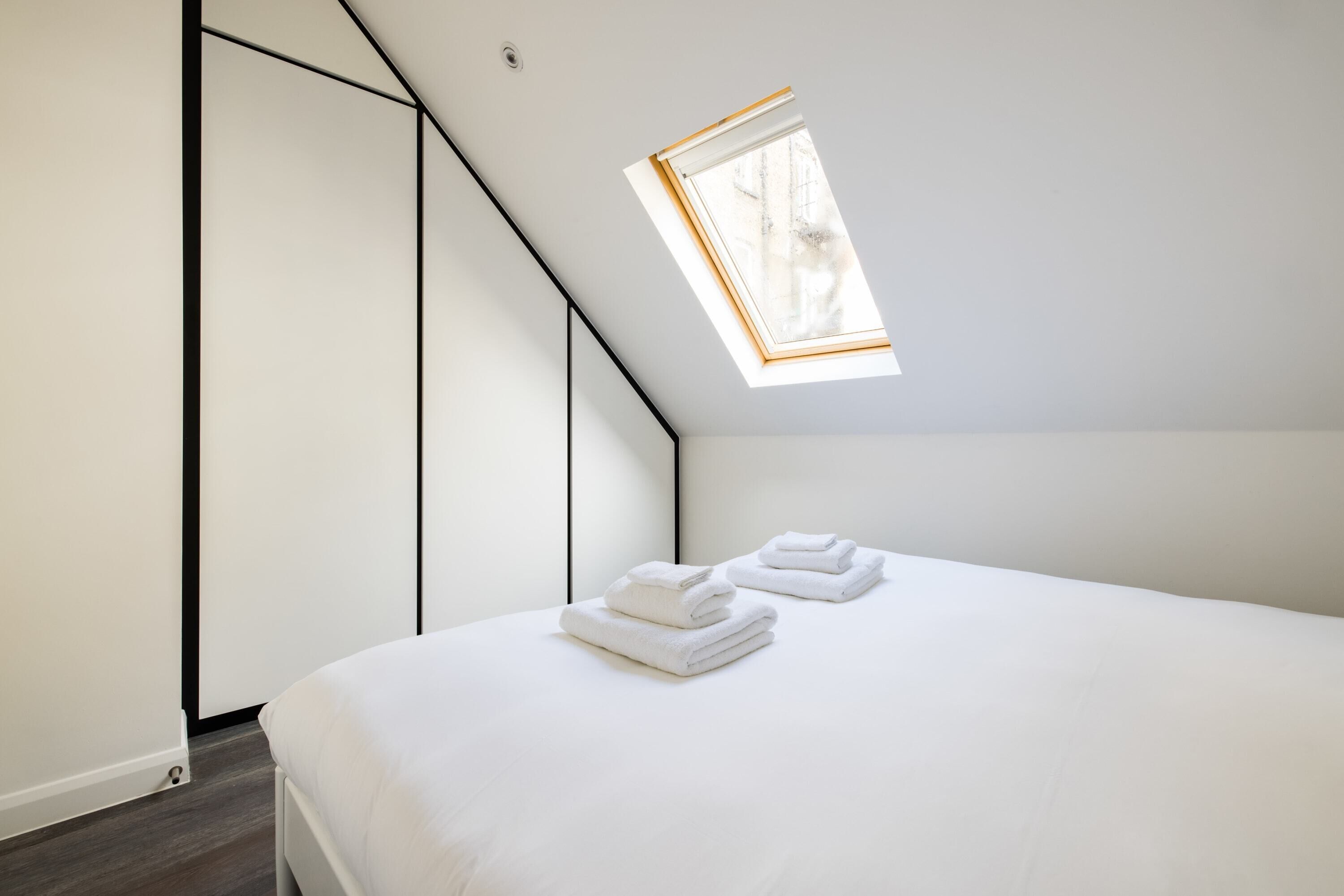 1 chambre, fer et planche à repasser, lit parapluie, Wi-Fi