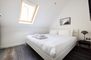 1 bedroom, iron/ironing board, travel crib, WiFi