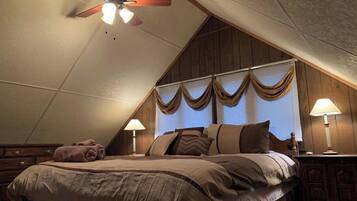 3 Schlafzimmer, Schreibtisch, Bügeleisen/Bügelbrett, WLAN