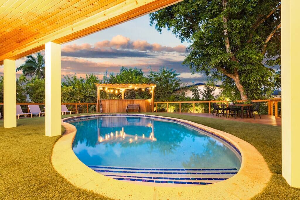 Piscine extérieure, piscine chauffée