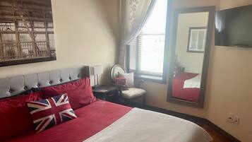 2 bedrooms, desk, iron/ironing board, free WiFi