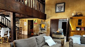 Living area - Luxury House with private pool - stunning outdoor space with views (Rampieux)