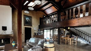 Living area - Luxury House with private pool - stunning outdoor space with views (Rampieux)