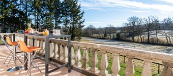 GITE le COUDERC - Belle maison familiale ouverte sur la campagne de l'Aubrac