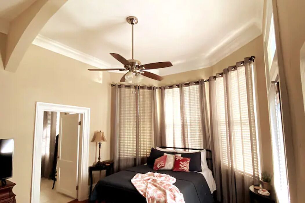 Romantic Private Guest Suite